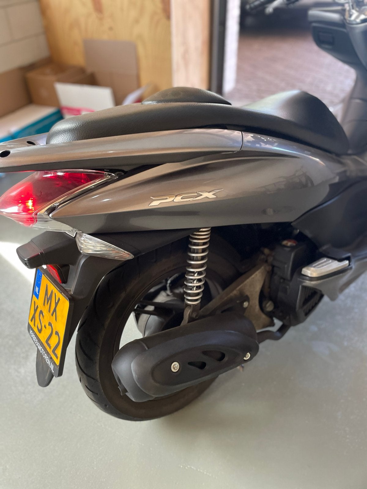 Foto 3 van Honda PCX Scooter - Goed onderhouden
