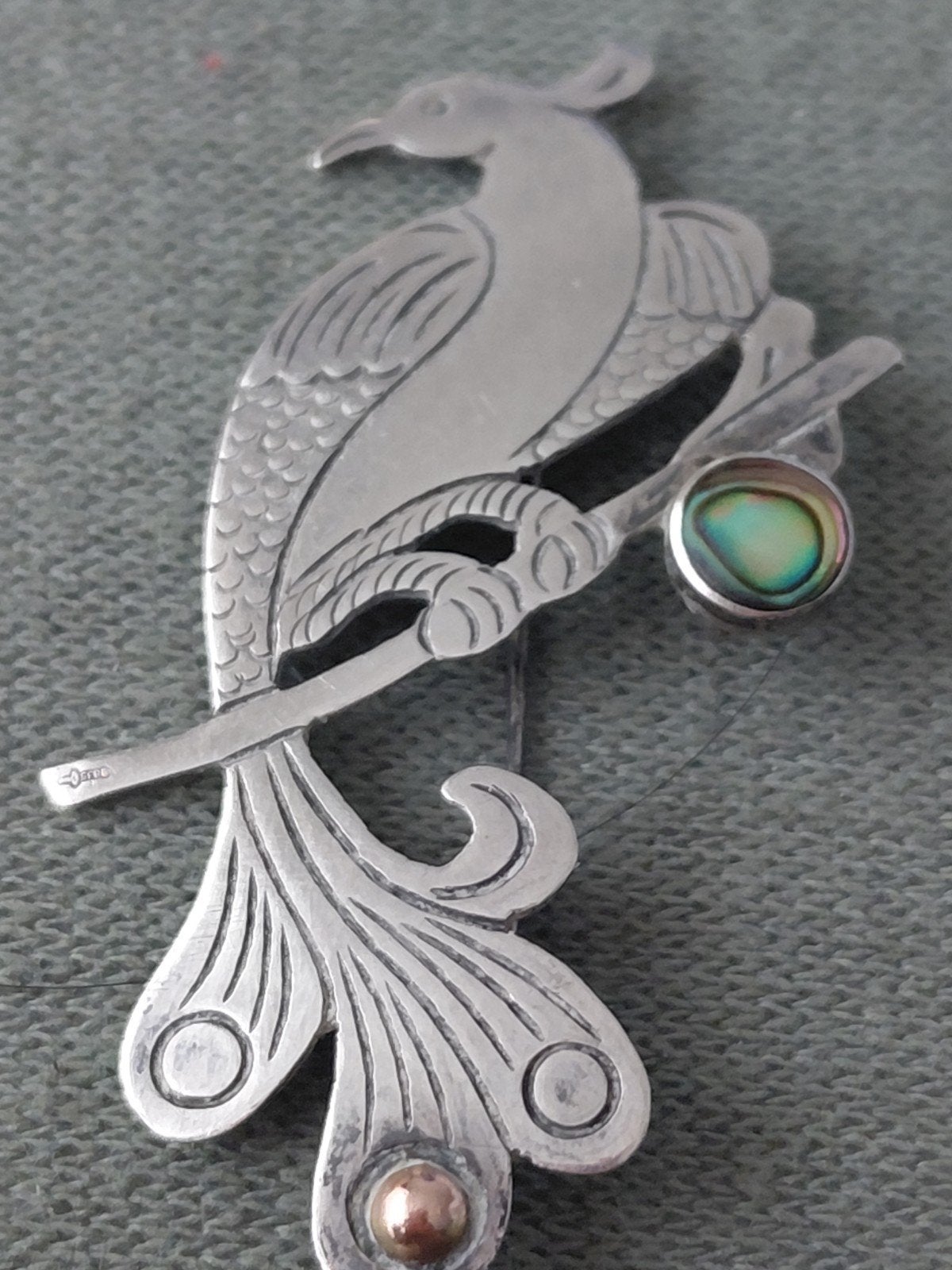 Zilveren Amsterdamse School Vogel Broche met Gouden Bolletje, 4 tot 7 cm, Gebruikt, Ophalen of Verzenden, Met edelsteen