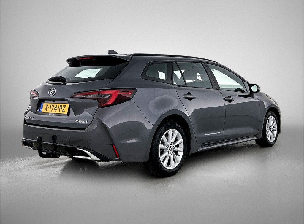 Toyota Corolla Touring Sports Hybrid 140 Active | Trekhaak, 12 maanden, Gebruikt, 4 cilinders, Corolla