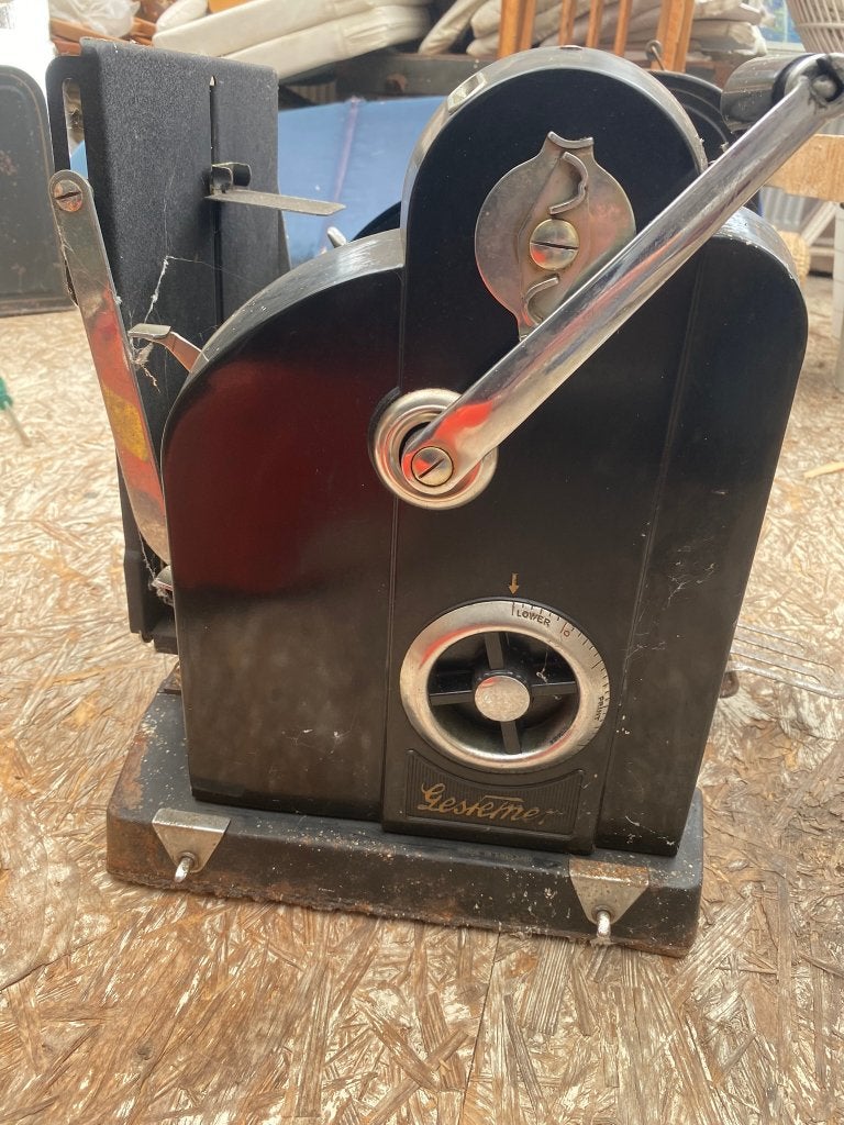 Antieke Gestetner stencilmachine, Ophalen