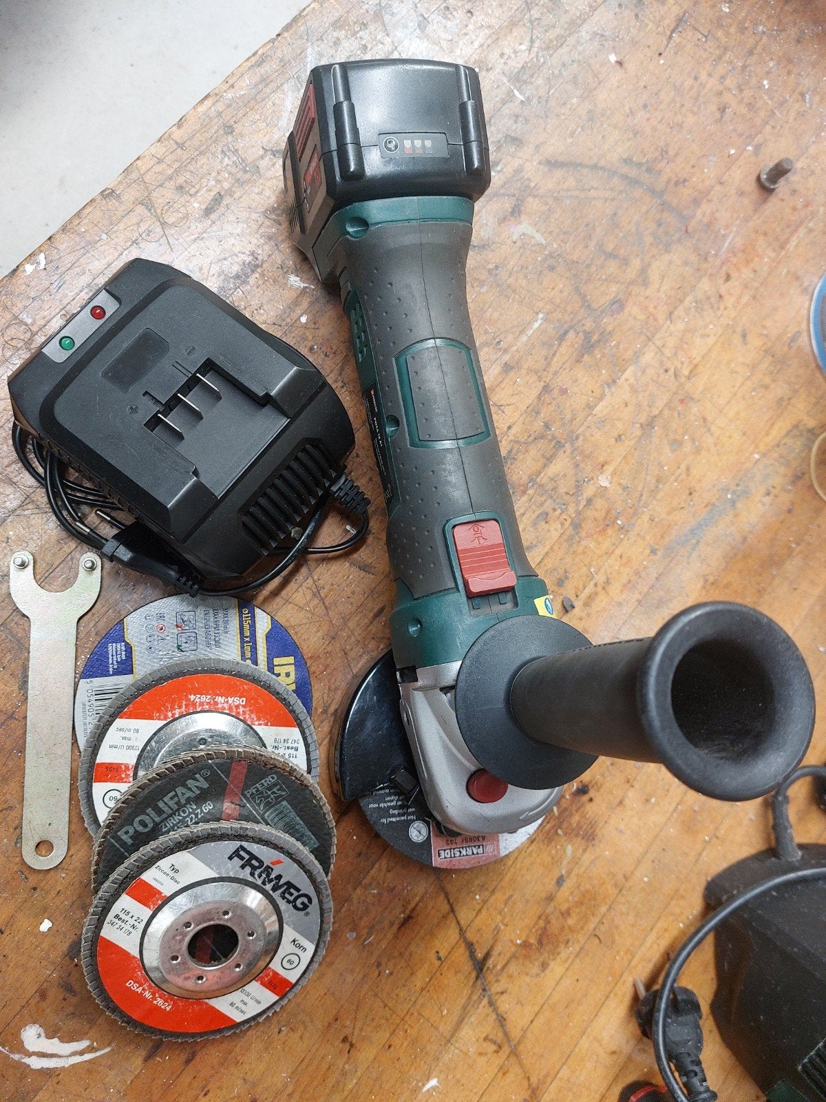 Parkside accu haakse slijper 18V- 115mm., Ophalen, Minder dan 700 watt, Haakse handslijpmachine