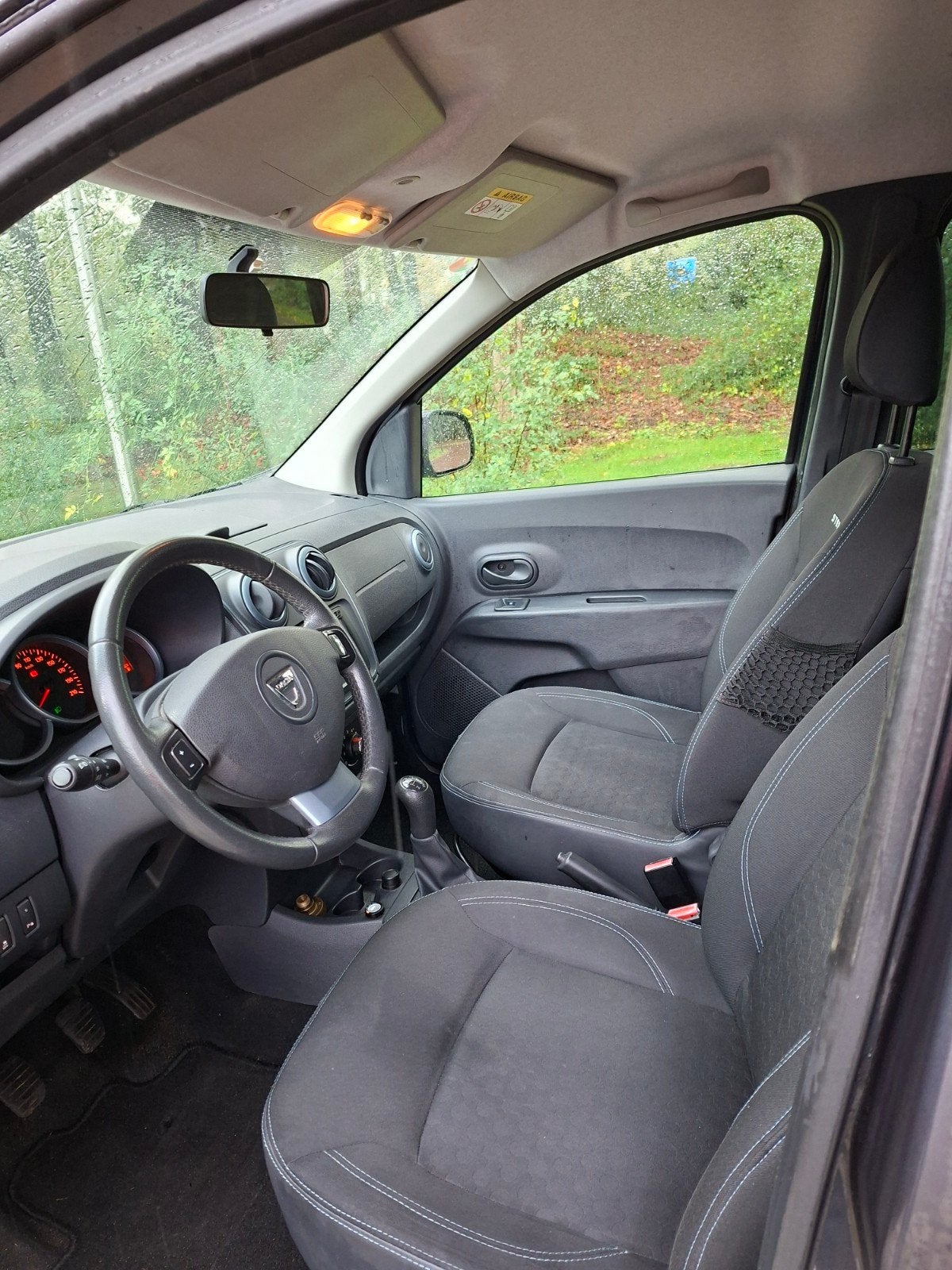 Dacia Lodgy 1.2 TCE 85KW Stepway 2015 Grijs LPG-3, Auto's, Voorwielaandrijving, 4 cilinders, 635 kg, Lodgy