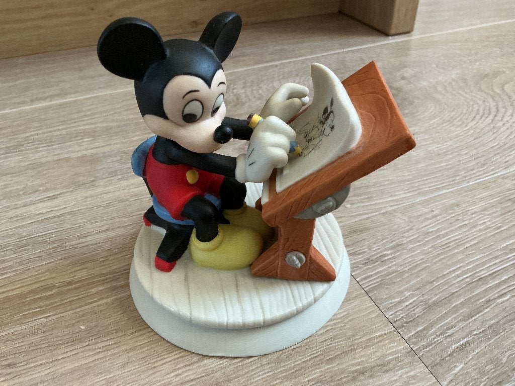 Mickey Mouse beeldje tekentafel, Ophalen, Mickey Mouse, Nieuw, Beeldje of Figuurtje
