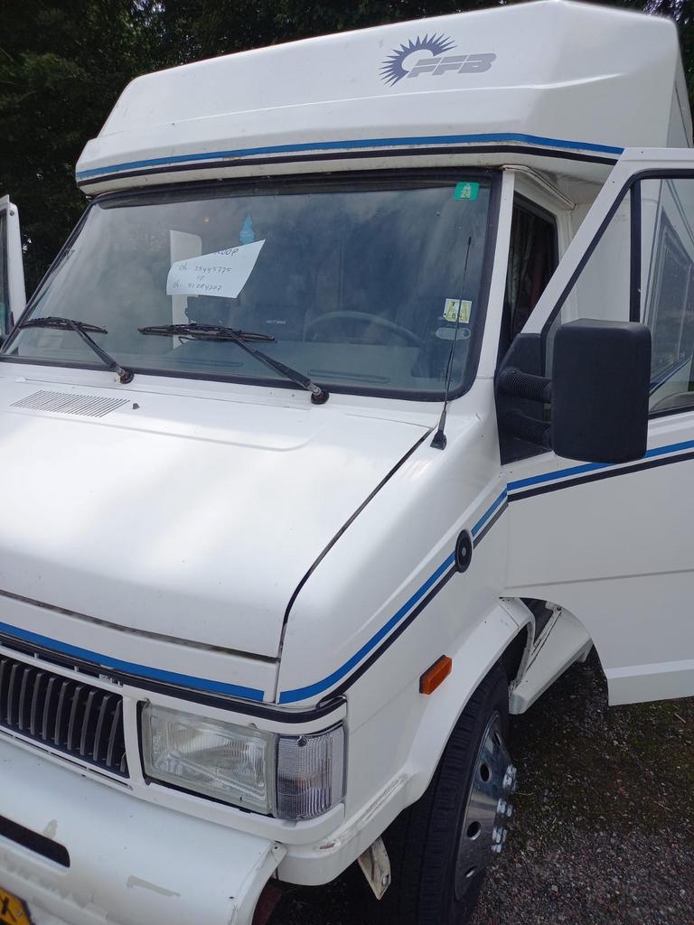 Fiat 290 Camper uit 1992 met zonnepaneel en nieuwe banden, Caravans en Kamperen, Campers, Particulier, Dakluik, Fiat