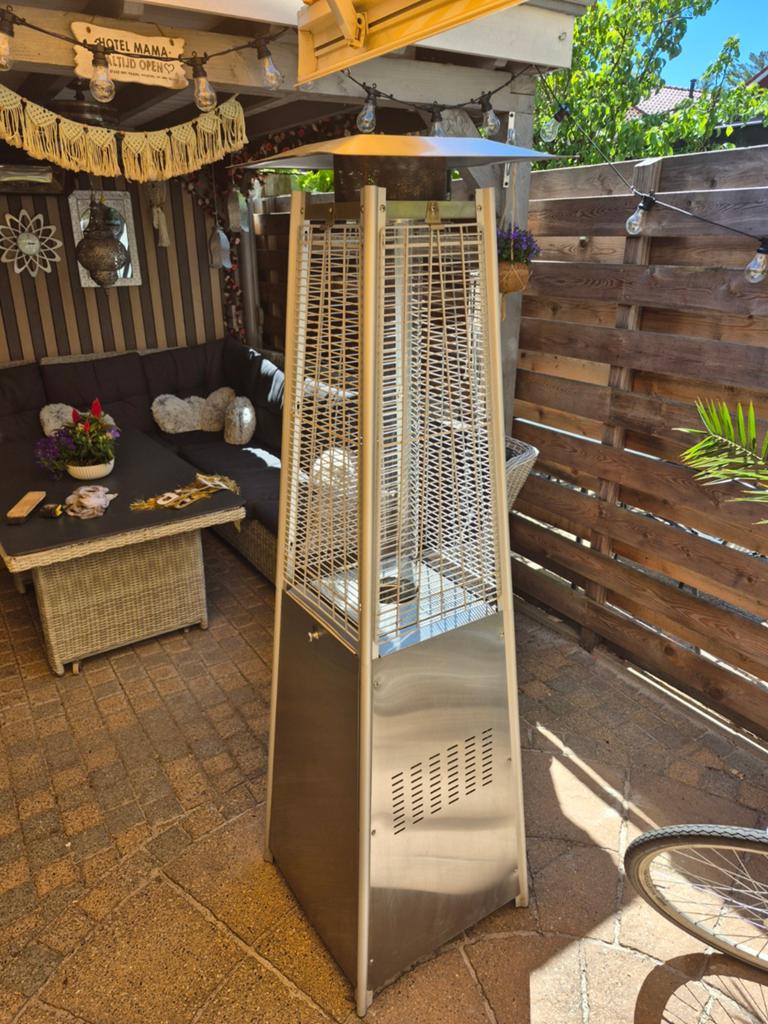 Terrasverwarmer rvs op gas piramide met glazenbuis, Tuin en Terras, Terrasverwarmers, Ophalen, Zo goed als nieuw, Gas, Vloer