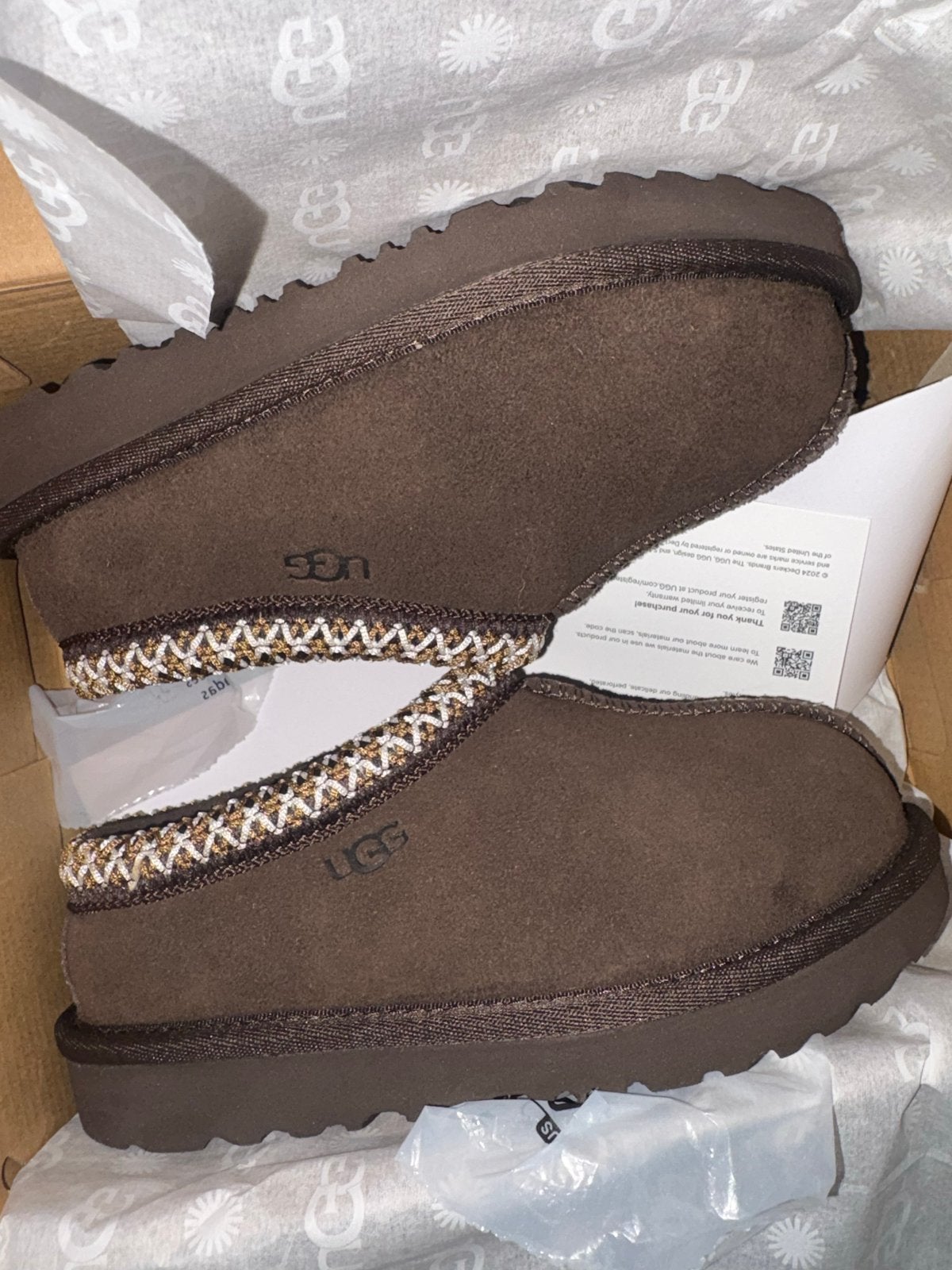 Nieuwe UGG Tasman pantoffels - Chocoladebruin, Ophalen of Verzenden, Nieuw