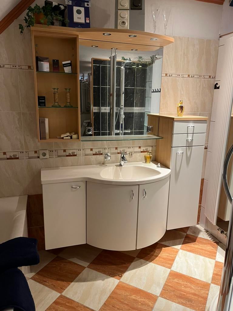 Badmeubel showroommodel, Ophalen, Zo goed als nieuw