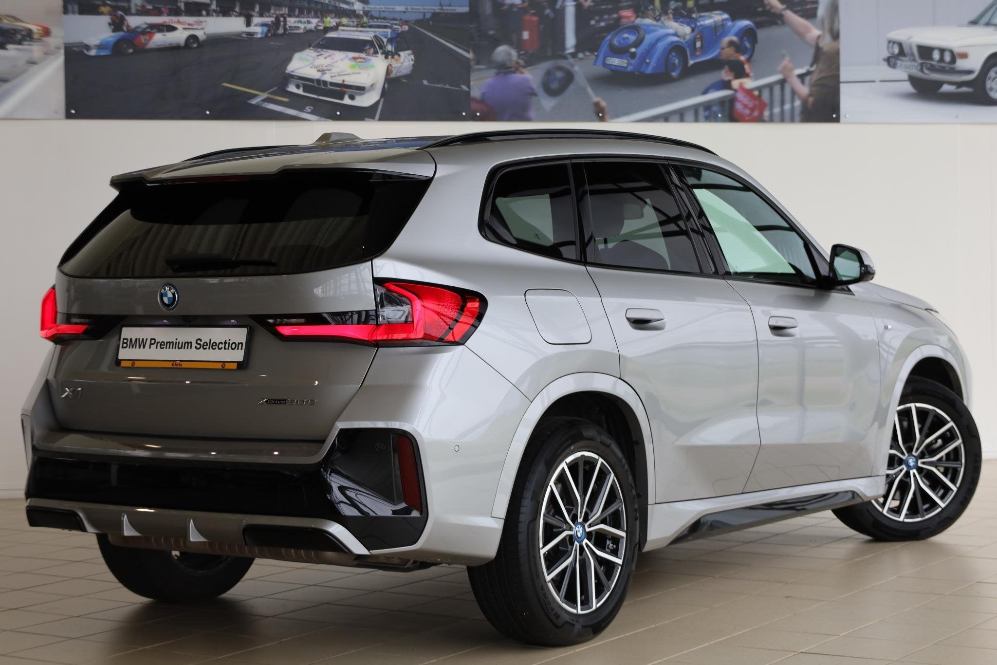 BMW X1 xDrive30e | M Sportpakket | Head-Up Display | Stoelve, Auto's, Stof, 105 min, Plug-in hybride, Bedrijf