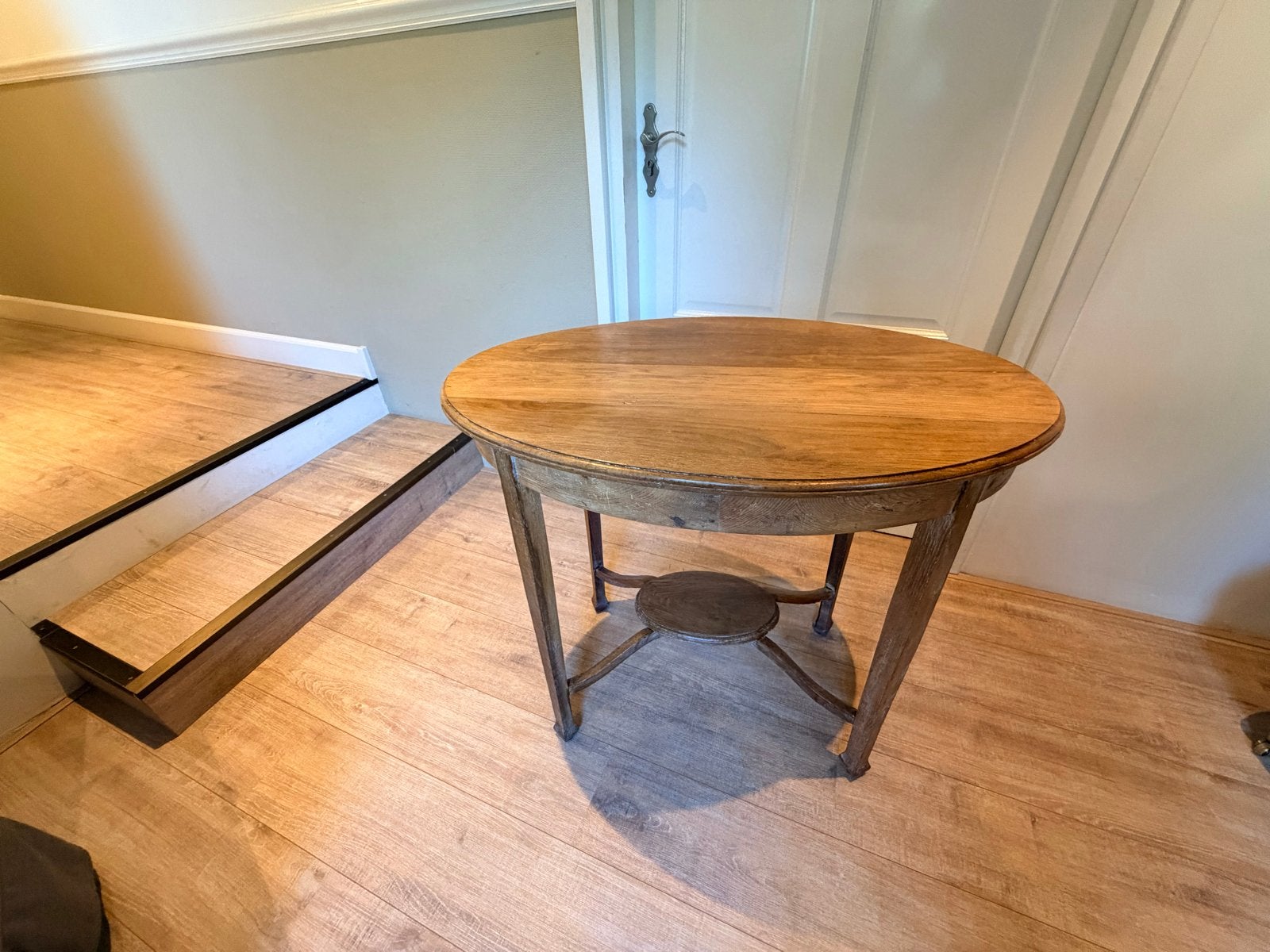 Brocante houten ovale tafel, Ophalen