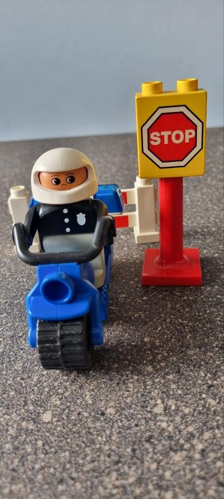 Politie motor nr 2673 met agent, stopbord en slagboom, Ophalen of Verzenden, Gebruikt, Overige merken
