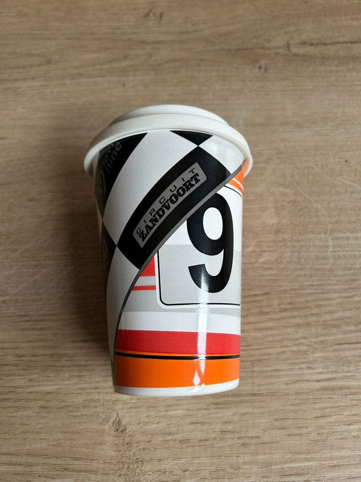 Zandvoort circuit koffie mug zgan, Ophalen of Verzenden, Zo goed als nieuw, Overige stijlen, Kop(pen) en/of Schotel(s)
