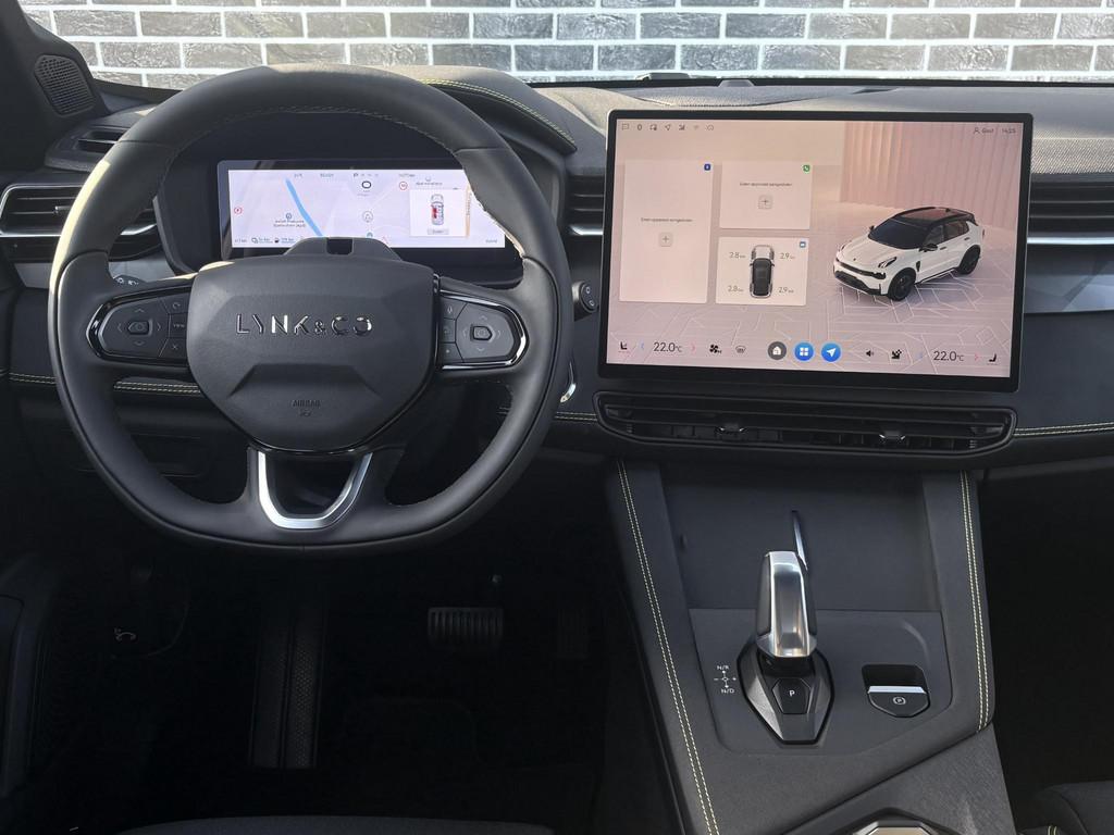 Lynk & Co 01 1.5 Core | GRATIS TREKHAAK | Nieuw Model | Acht, Auto's, Lynk & Co, 4 cilinders, Wit, Bedrijf, Hybride Elektrisch/Benzine