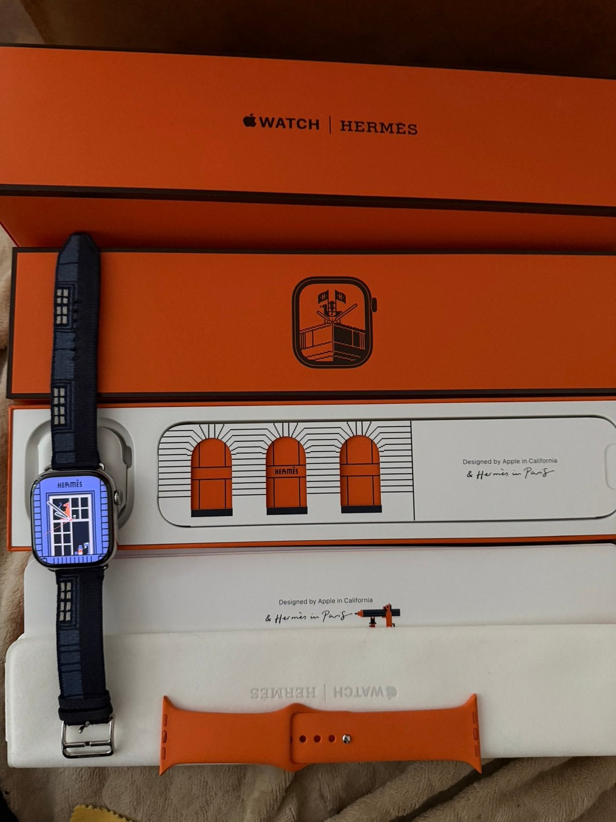 Apple watch Hermes 11   46 mm 99% B, Sieraden, Tassen en Uiterlijk, Polshorloge, Swatch, Kunststof, Ophalen of Verzenden