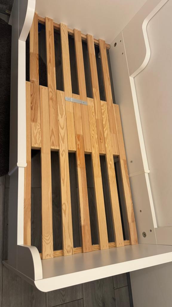 IKEA Meegroeibed BUSUNGE, afmetingen: 90 x 200 cm, Ophalen, 85 tot 100 cm, Zo goed als nieuw, Lattenbodem
