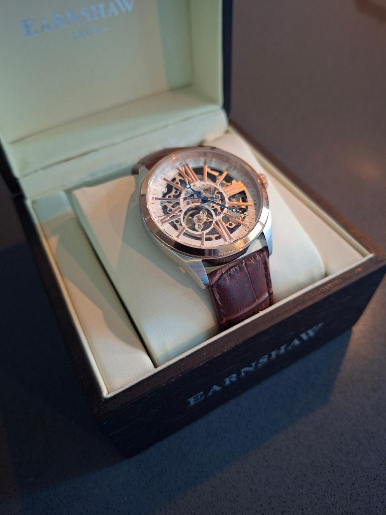 Prachtig Earnshaw Herenhorloge, Overige materialen, Leer, Polshorloge, Zo goed als nieuw