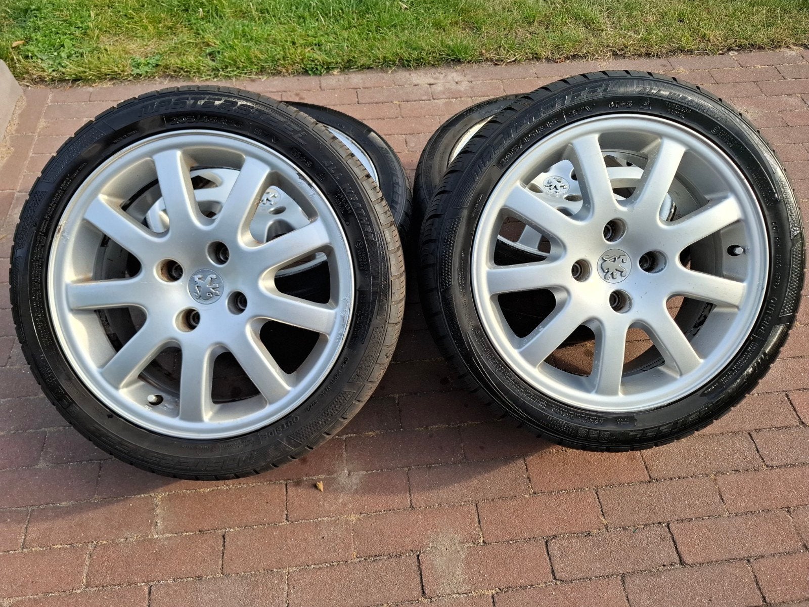 Peugeot 206 GTI Velgen 16 inch met All Season Banden, Auto-onderdelen, Ophalen, Gebruikt, 16 inch, Banden en Velgen