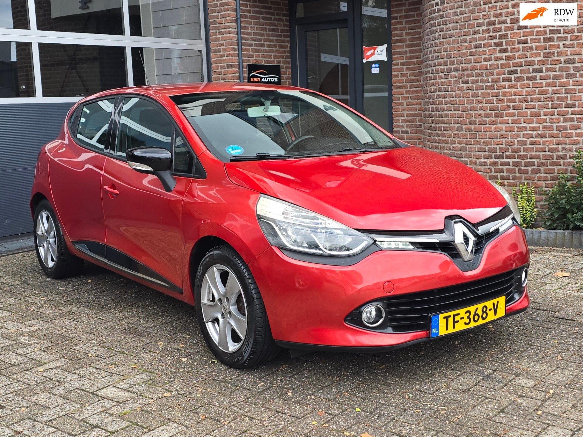 Renault Clio 0.9 TCe Expression Airco |Cruise |Apk, Auto's, Voorwielaandrijving, 540 kg, Electronic Stability Program (ESP), Handgeschakeld