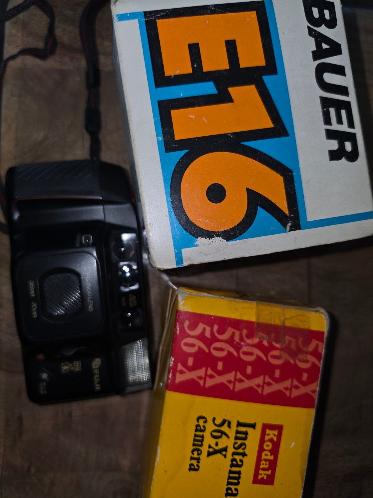 Vintage Fuji Compact Camera met Film, Ophalen of Verzenden, Gebruikt