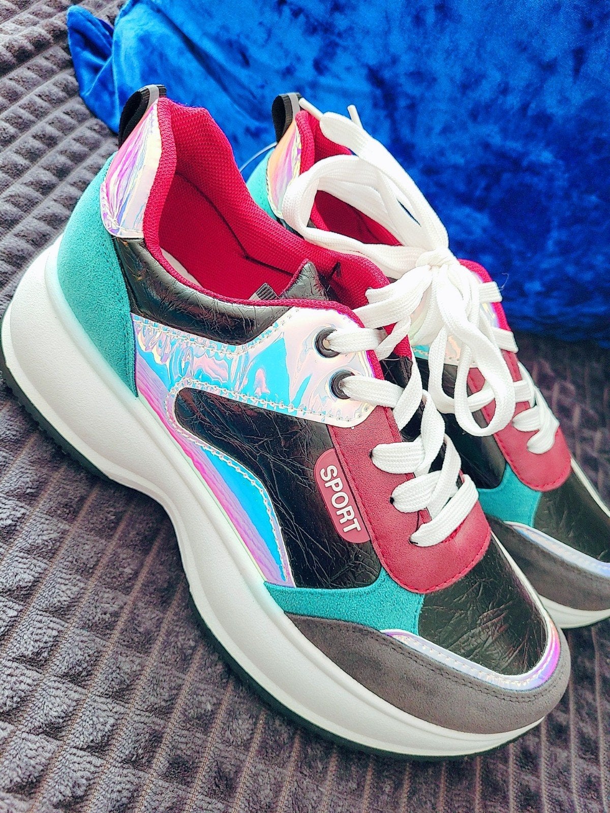 mooie dames sneakers maat 41 nieuw, Kleding | Dames, Ophalen, Overige kleuren, Nieuw, Sneakers of Gympen