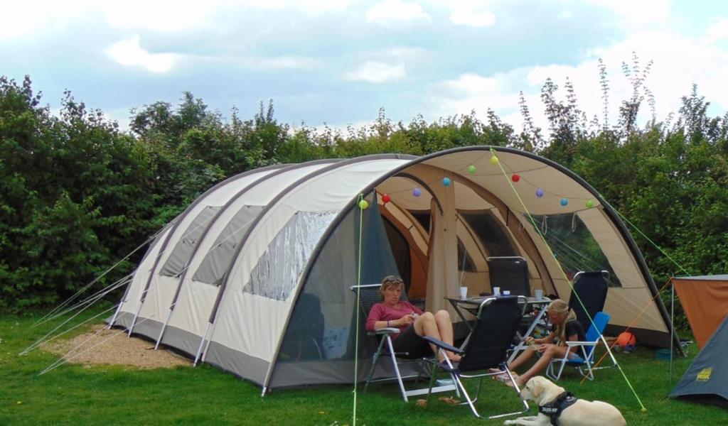 Obelink Familia 6 familietent met horren, Caravans en Kamperen, Ophalen