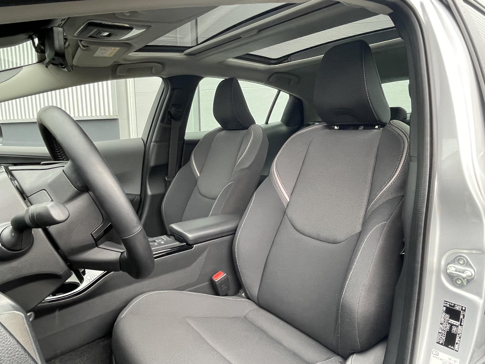 Toyota Prius 2.0 Plug-in Executive , Panoramadak, 12.000 Km, Auto's, Dealer onderhouden, Gebruikt, 4 cilinders, Plug-in hybride