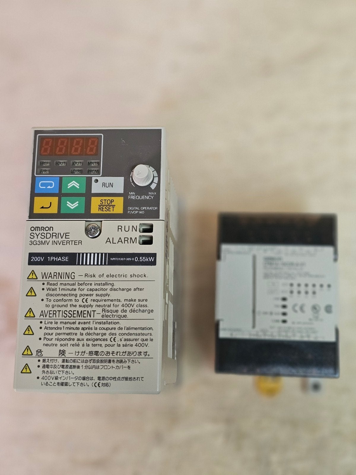 Omron sysdrive 3G3MV + Omron CPM1A, Hobby en Vrije tijd, Ophalen of Verzenden