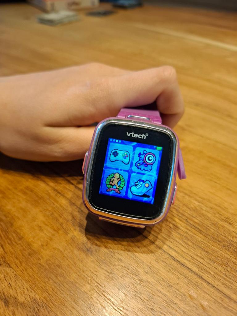 Vtech KidiZoom Smartwatch DX2 - Roze, Kinderen en Baby's, Speelgoed | Vtech, Ophalen, Gebruikt, 4 tot 6 jaar