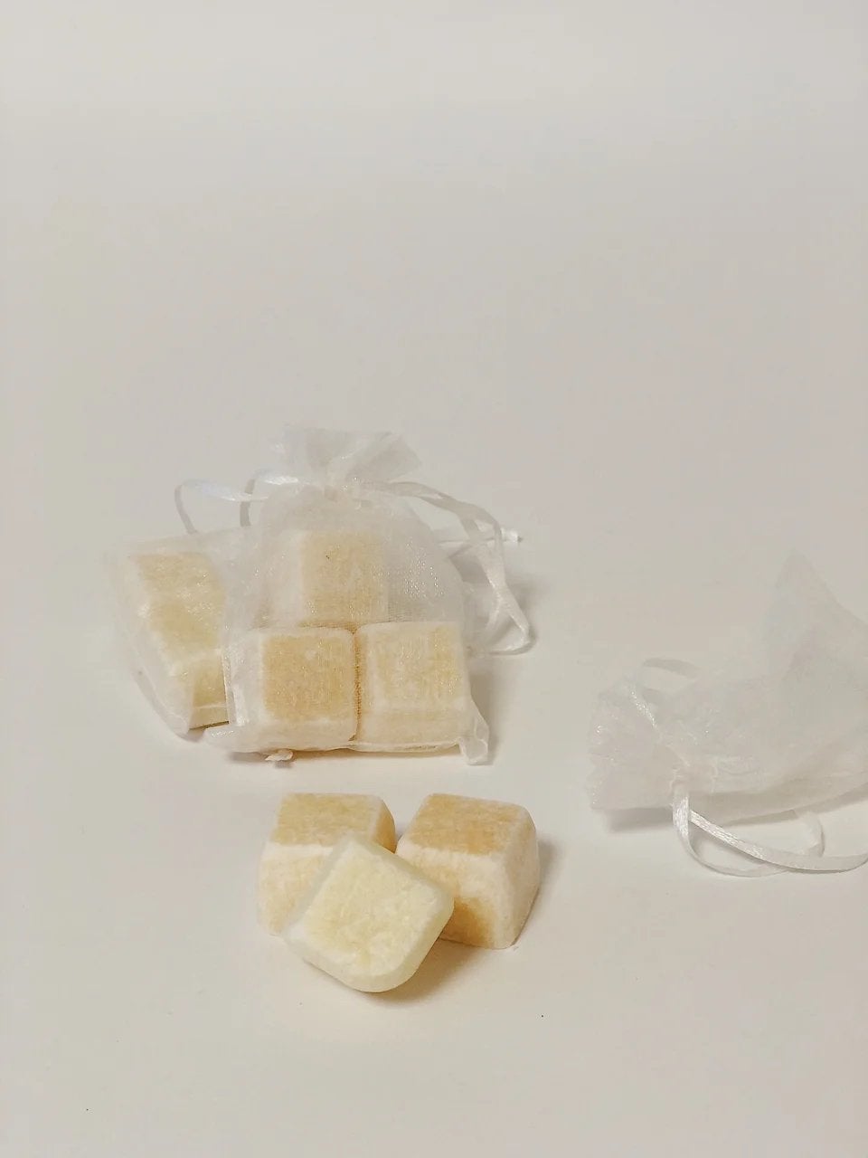 SET VAN 3 AMBERBLOKJES IN ZAKJE (NIEUW), -, -, Nieuw, Ophalen of Verzenden
