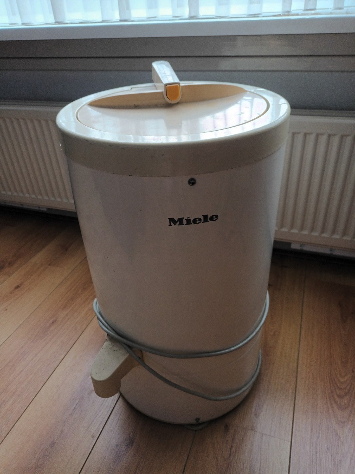 Miele losse centrifuge, Witgoed en Apparatuur, Ophalen, Gebruikt