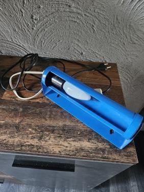 Vintage blauwe wandlamp/bedlampje met schakelaar, Blauw, E14 (klein), Ophalen of Verzenden, Zo goed als nieuw