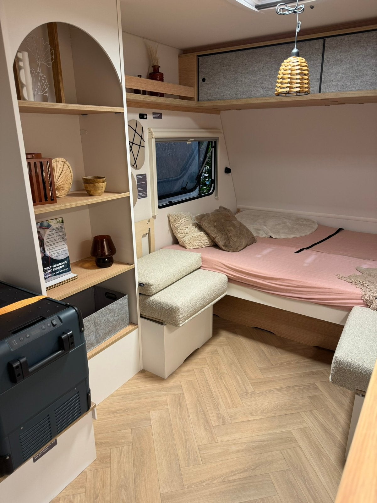 Te huur gevraagd!! De LMC 470k (3 pers stapelbed), Caravans en Kamperen