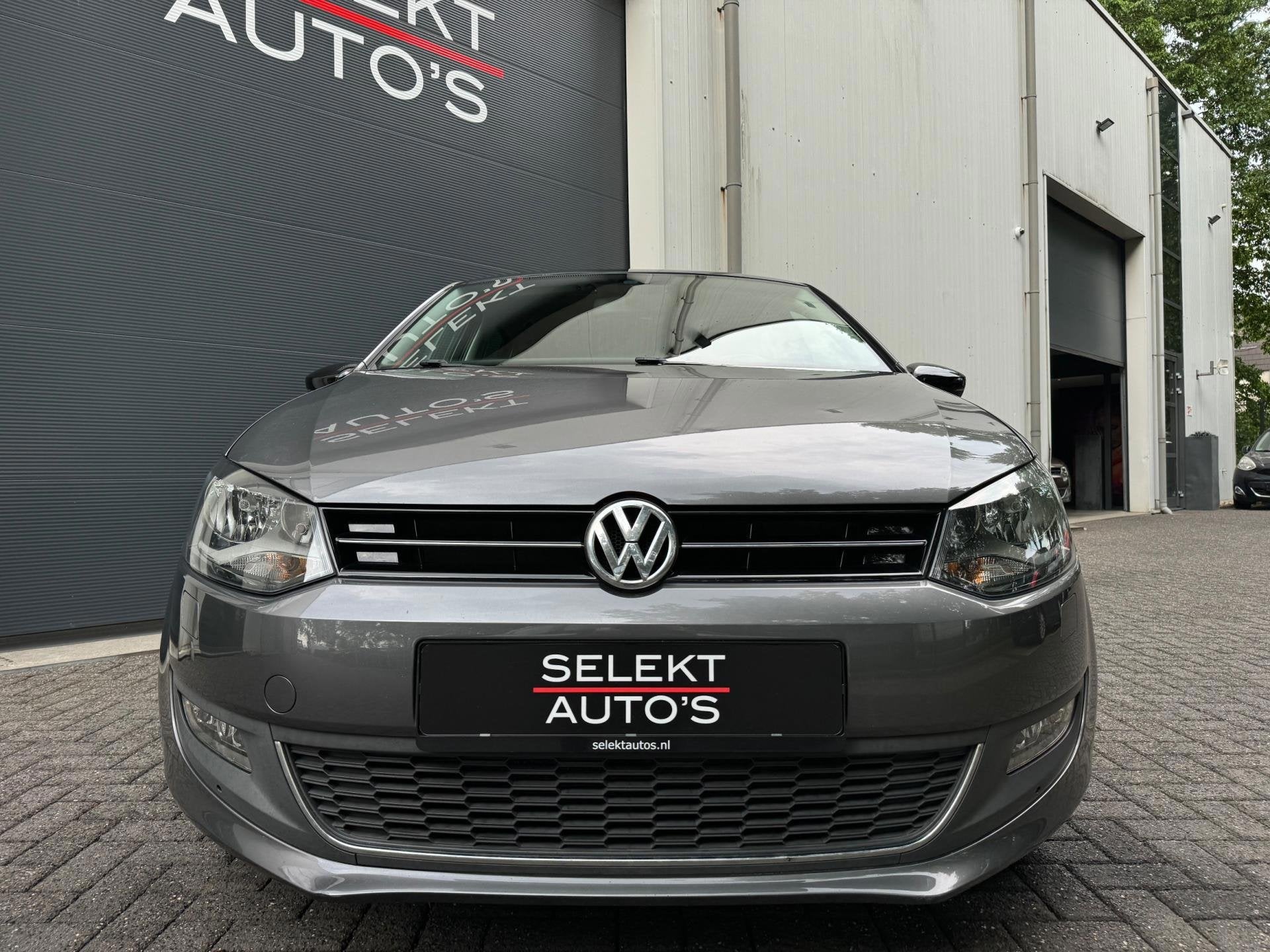 Volkswagen Polo 1.4-16V Style Panoramadak/Airco/Cruise/Navig, Voorwielaandrijving, Dealer onderhouden, 86 pk, Gebruikt