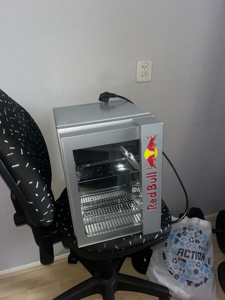Red Bull Minikoelkast - Horeca Koelkast, Ophalen of Verzenden, Minder dan 75 liter, Zonder vriesvak, Gebruikt
