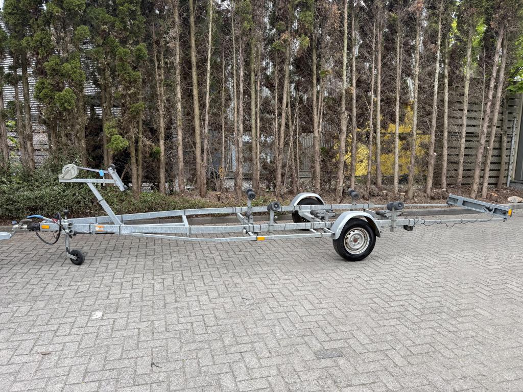 Mooie! 'KALF 1050KG' TRAILER Geremd Tender Sloep Consoleboot, Watersport en Boten, Boottrailers, Gebruikt