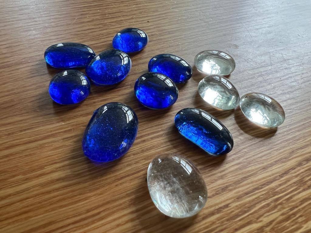12 glazen stenen blauw en wit, Nieuw, Ophalen of Verzenden, Blauw, Knutselwerk
