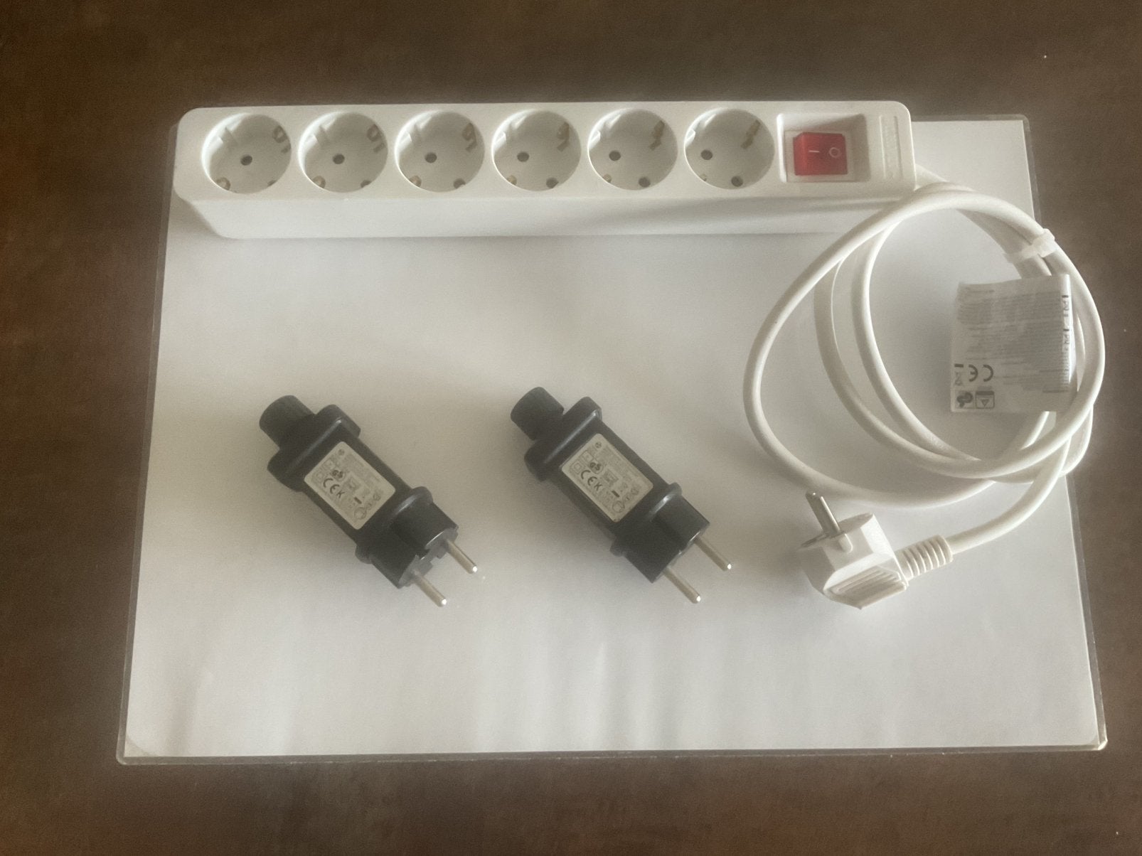 Adapter 4 stuks en stekkerdoos 6 gaats zie :, Ophalen of Verzenden, Gebruikt