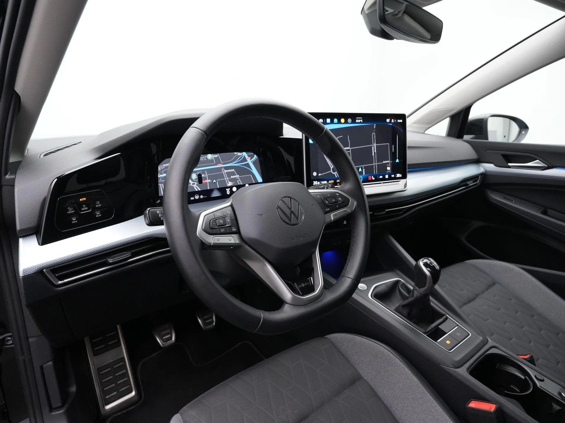 Volkswagen Golf Variant 1.5 eTSI 150 pk Life Goal Edition, Zwart, Bedrijf, Handgeschakeld, 1314 kg
