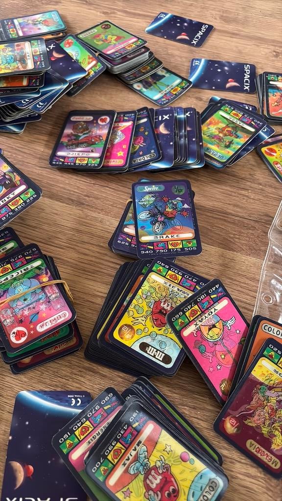 Spacix trading cards zeldzaam paket waarschijnlijk compleet, Ophalen of Verzenden, Zo goed als nieuw