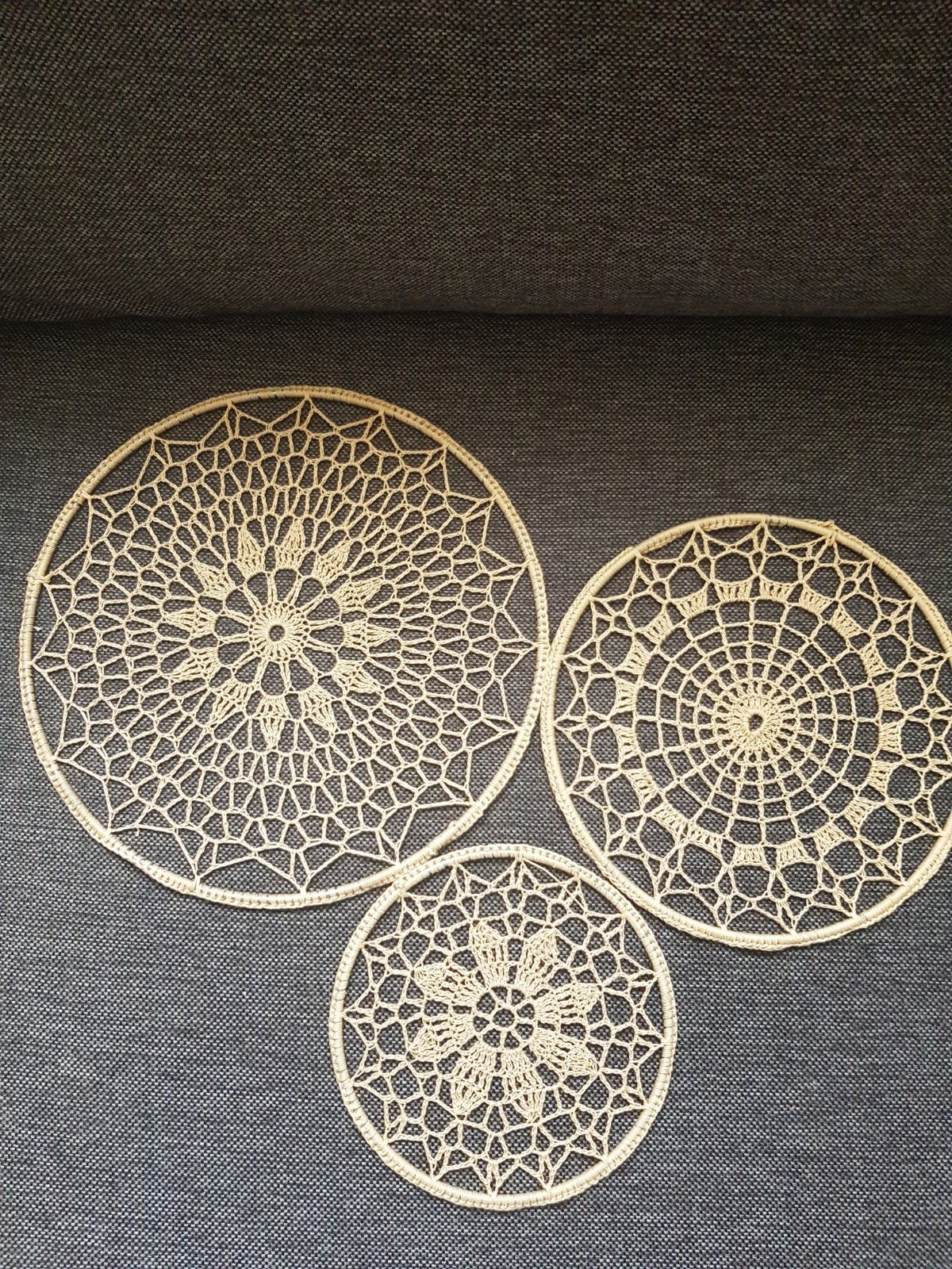 3  gehaakte mandalas beige 25-20-15 cm, Huis en Inrichting, Woonaccessoires | Onderzetters, Ophalen of Verzenden, Nieuw, Glas of Kopje