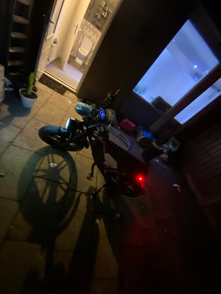 Fatbike v8 en c80 pro in mooie staat en vespa lx50 met akra, 59 cm of meer, Ophalen, Zo goed als nieuw, Overige merken