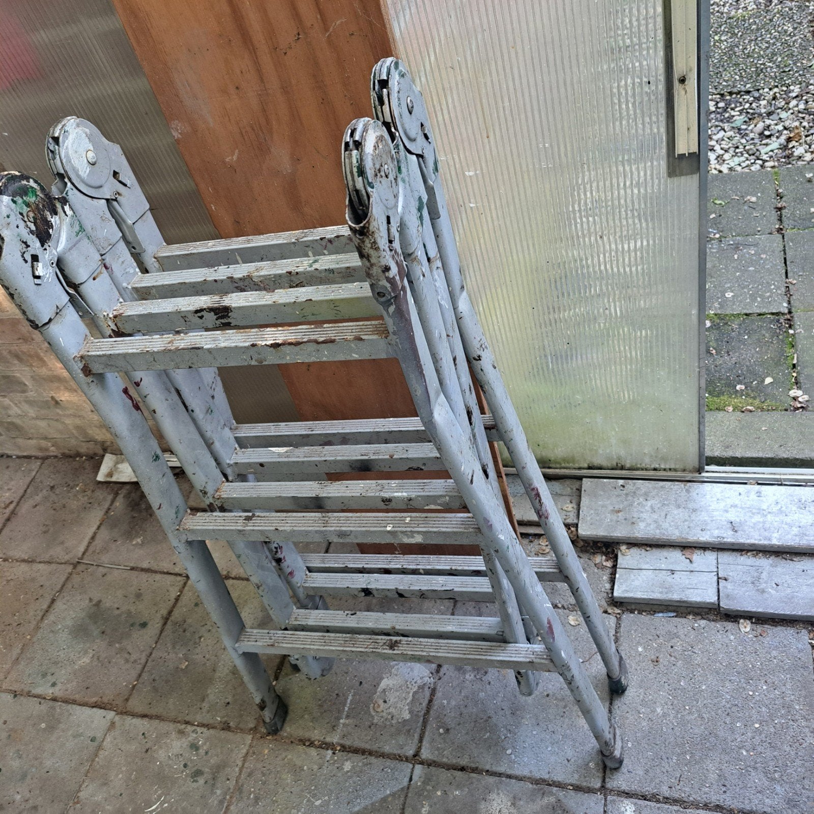 Inklapbare ladder euro 40, Doe-het-zelf en Verbouw, Ladders en Trappen, Ophalen of Verzenden, Minder dan 2 meter