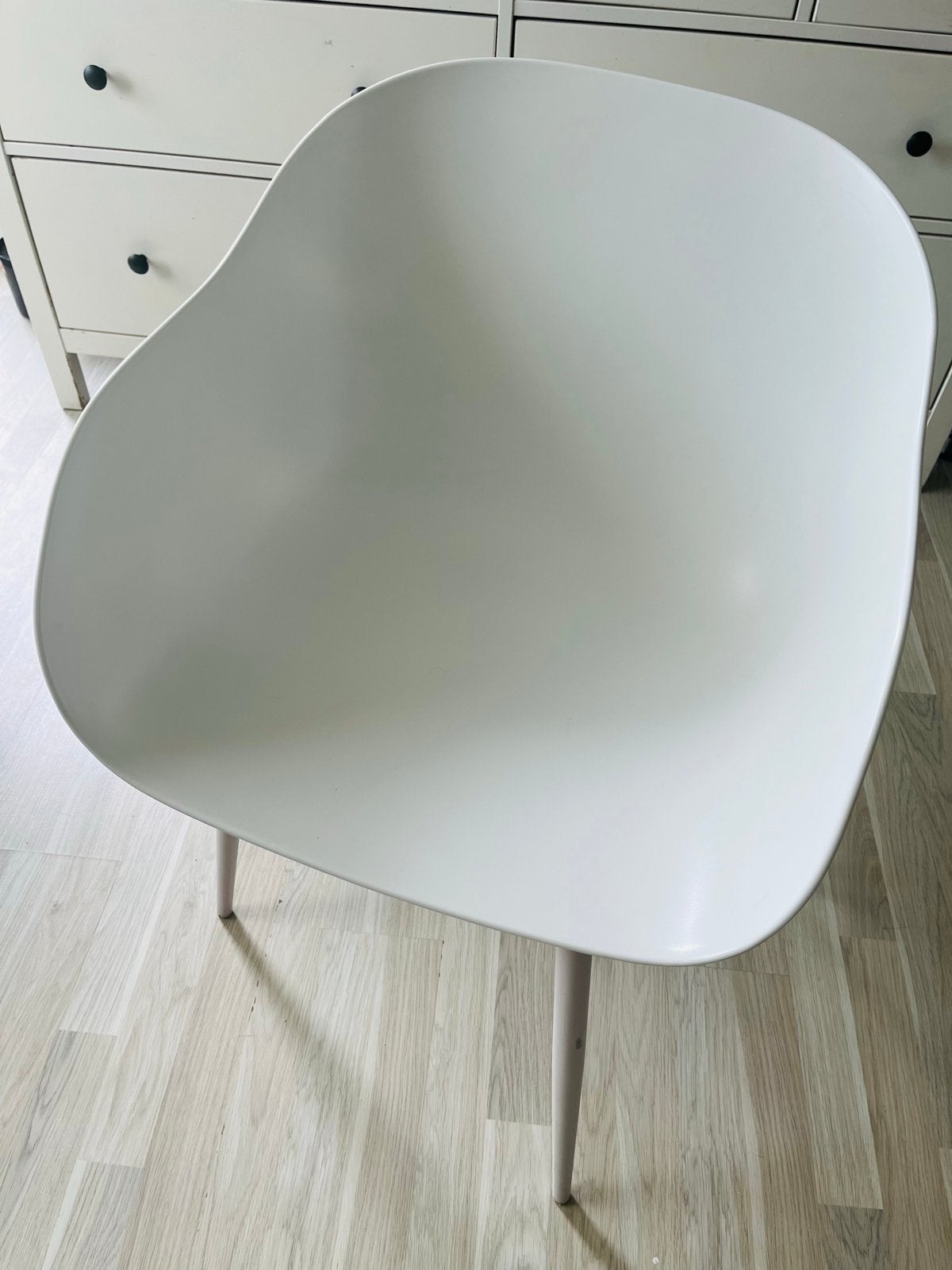 Witte kuipstoel met metalen poten (3stuks), Kunststof, Drie, Wit, Ophalen of Verzenden