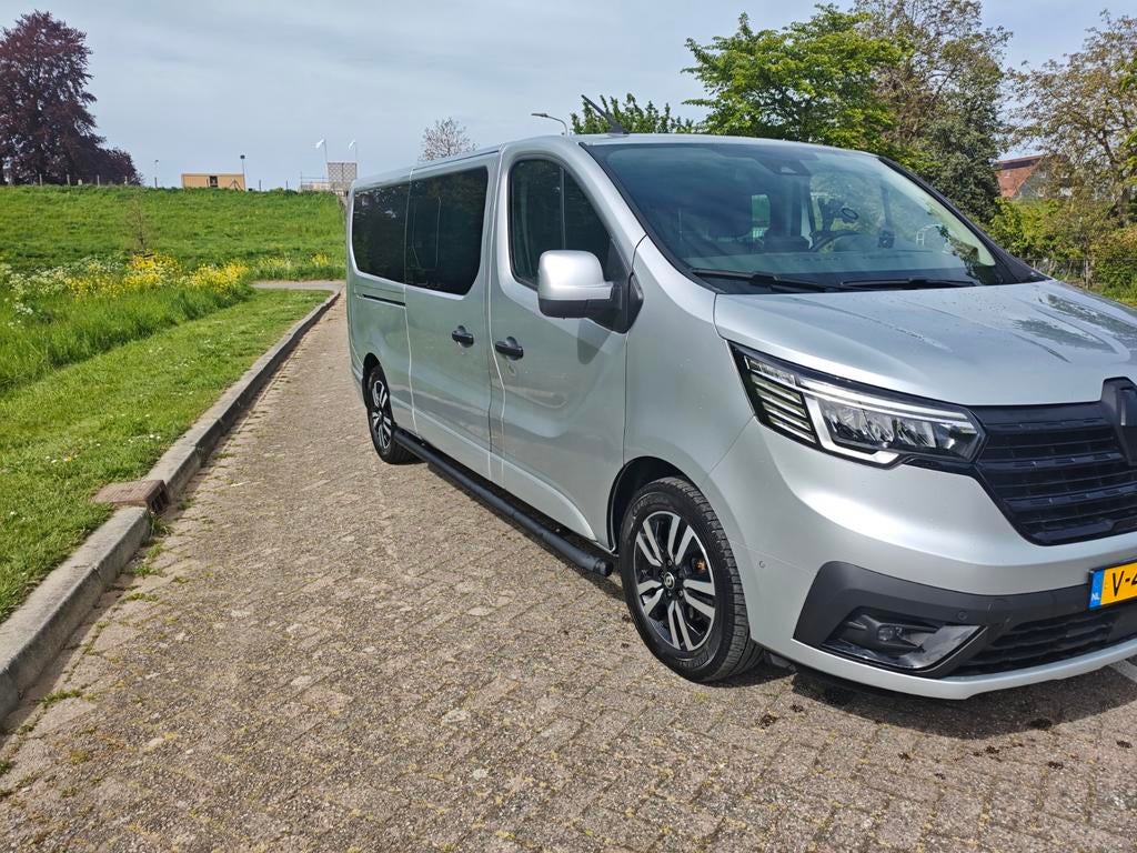 Renault Trafic Limited 170PK L2H1, Auto's, Bestelauto's, Stof, 4 cilinders, Renault, Bedrijf