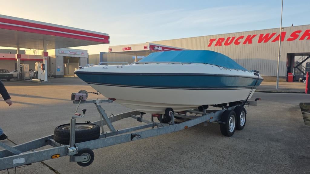 Zuinige renken 4.3l v6 205pk, Watersport en Boten, Speedboten, Gebruikt, Overige merken, Benzine, 200 pk of meer, Binnenboordmotor