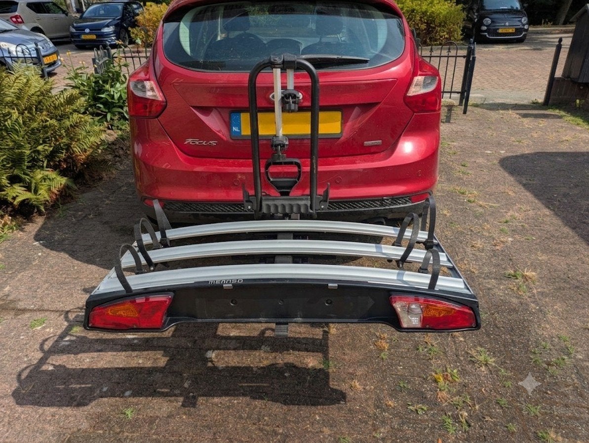 Menabo Alcor 3 fietsendrager voor trekhaak, Auto diversen, Fietsendragers, Ophalen, 3 fietsen of meer, Gebruikt, Elektrische fiets