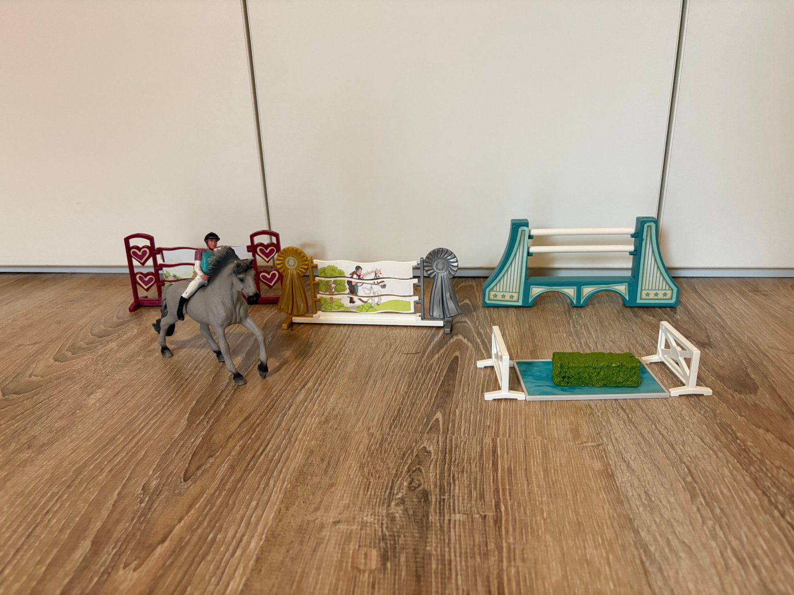Schleich horse club hindernisbaan met paard en ruiter, Ophalen, Zo goed als nieuw