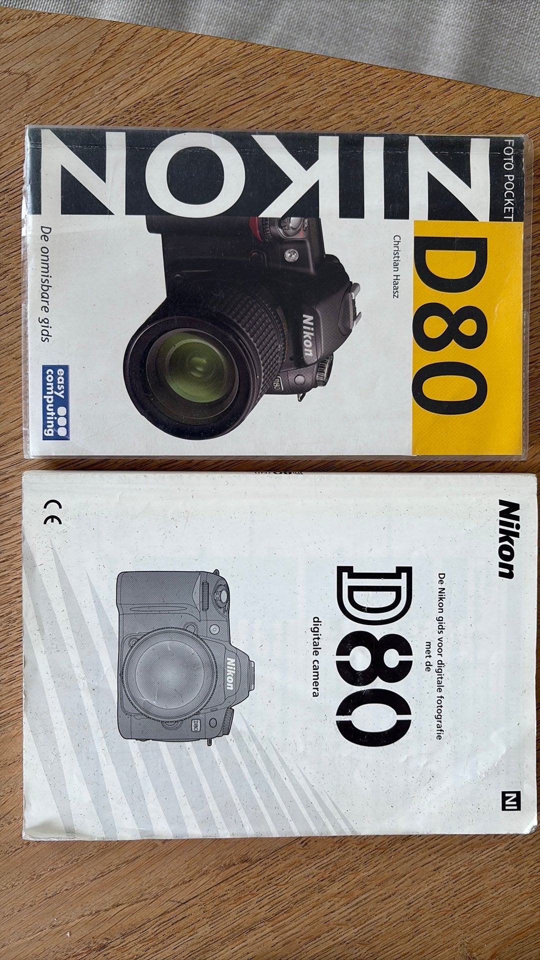 Nikon D80 handleiding & gids, Ophalen of Verzenden, Zo goed als nieuw, Spiegelreflex, Nikon