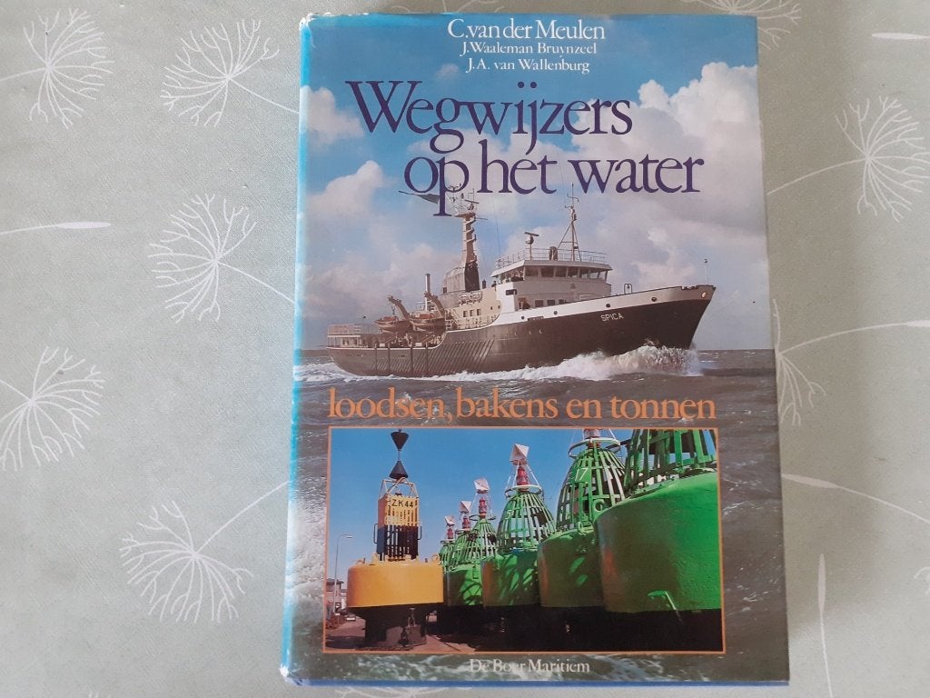 Wegwijzers op het water, Ophalen of Verzenden, Gebruikt, Motorboot of Zeilboot, Boek of Tijdschrift