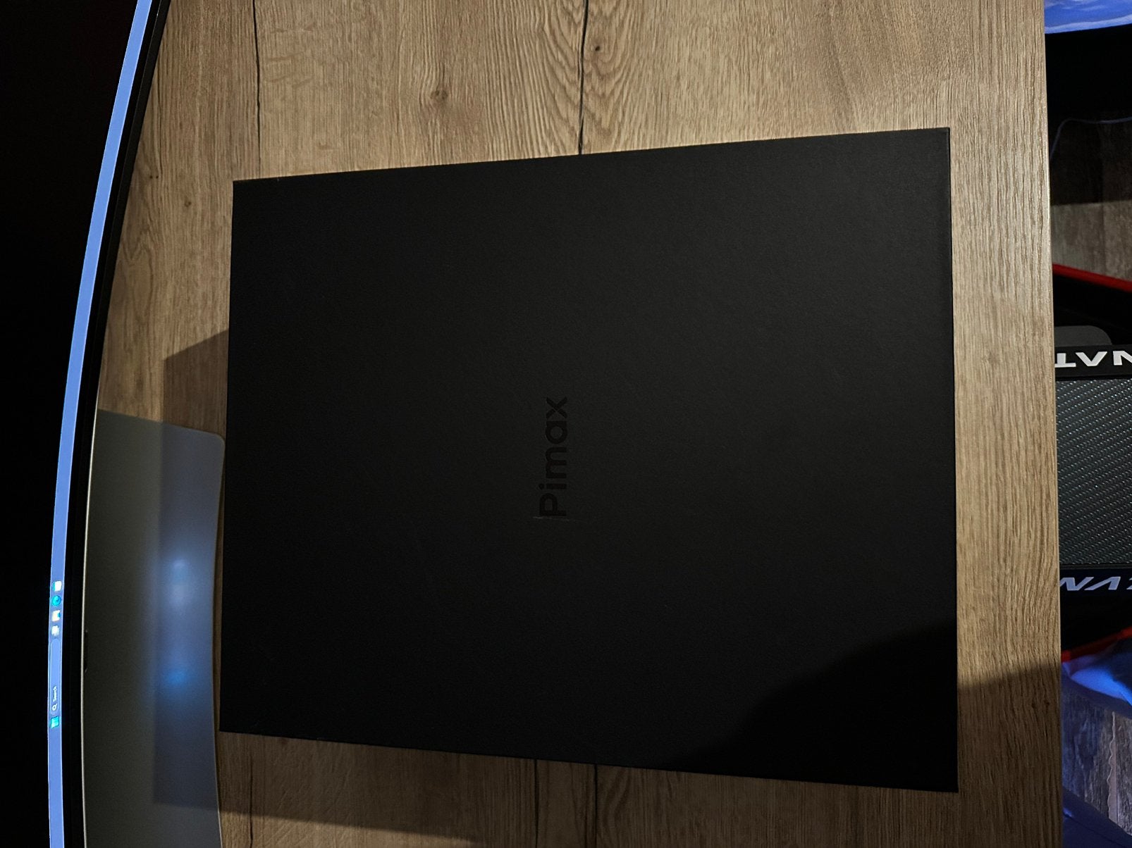 PIMAX CRYSTAL SUPER QLED - HIGH END PC VR, Minder dan 1 ms, 61 t/m 100 Hz, DisplayPort, Curved