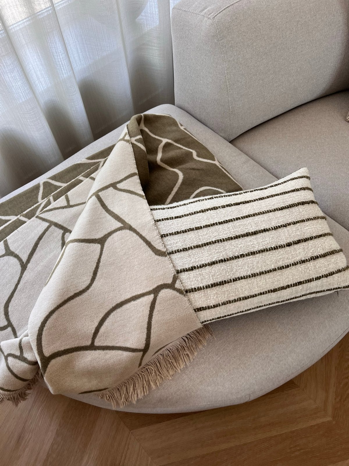Claudi plaid en kussen 60x40, Beige, Met print, Ophalen of Verzenden, Zo goed als nieuw
